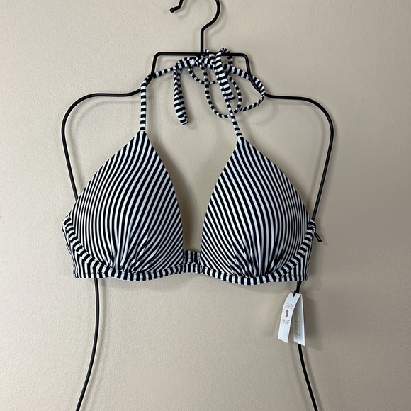 NWT bikini top - Picture 3 of 5